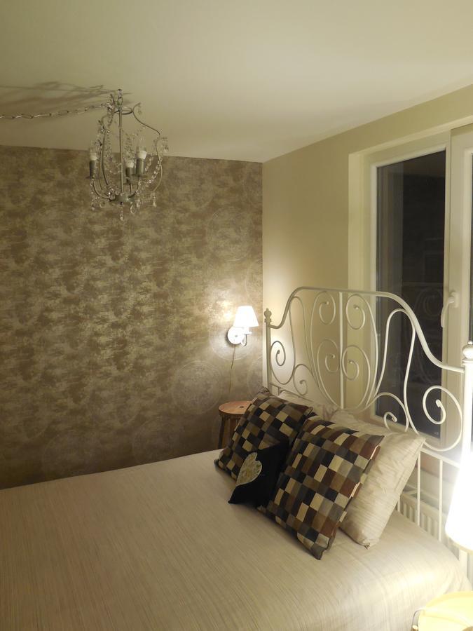 The Room Brussels Luaran gambar