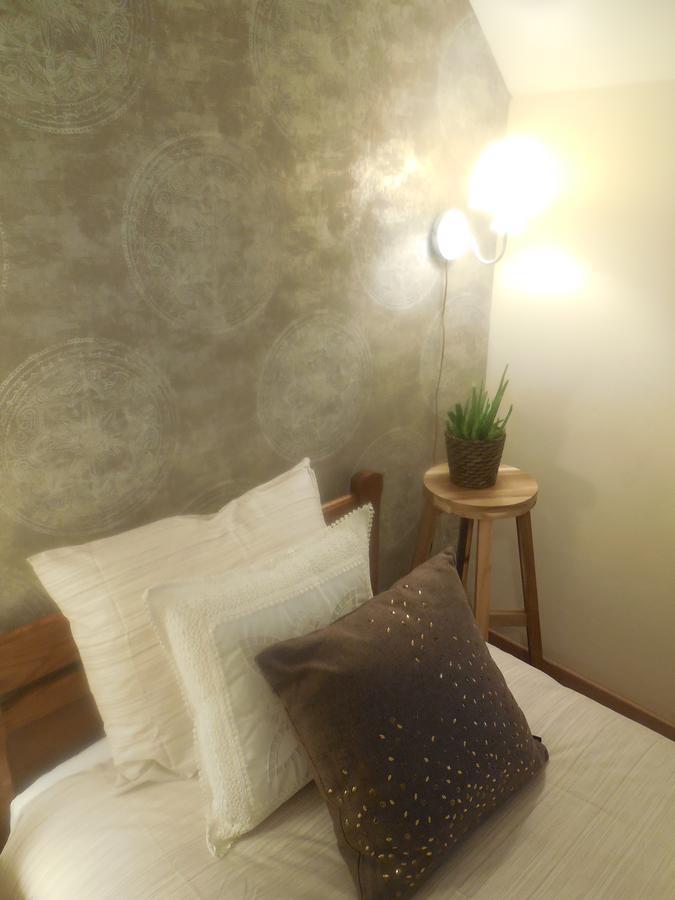The Room Brussels Luaran gambar